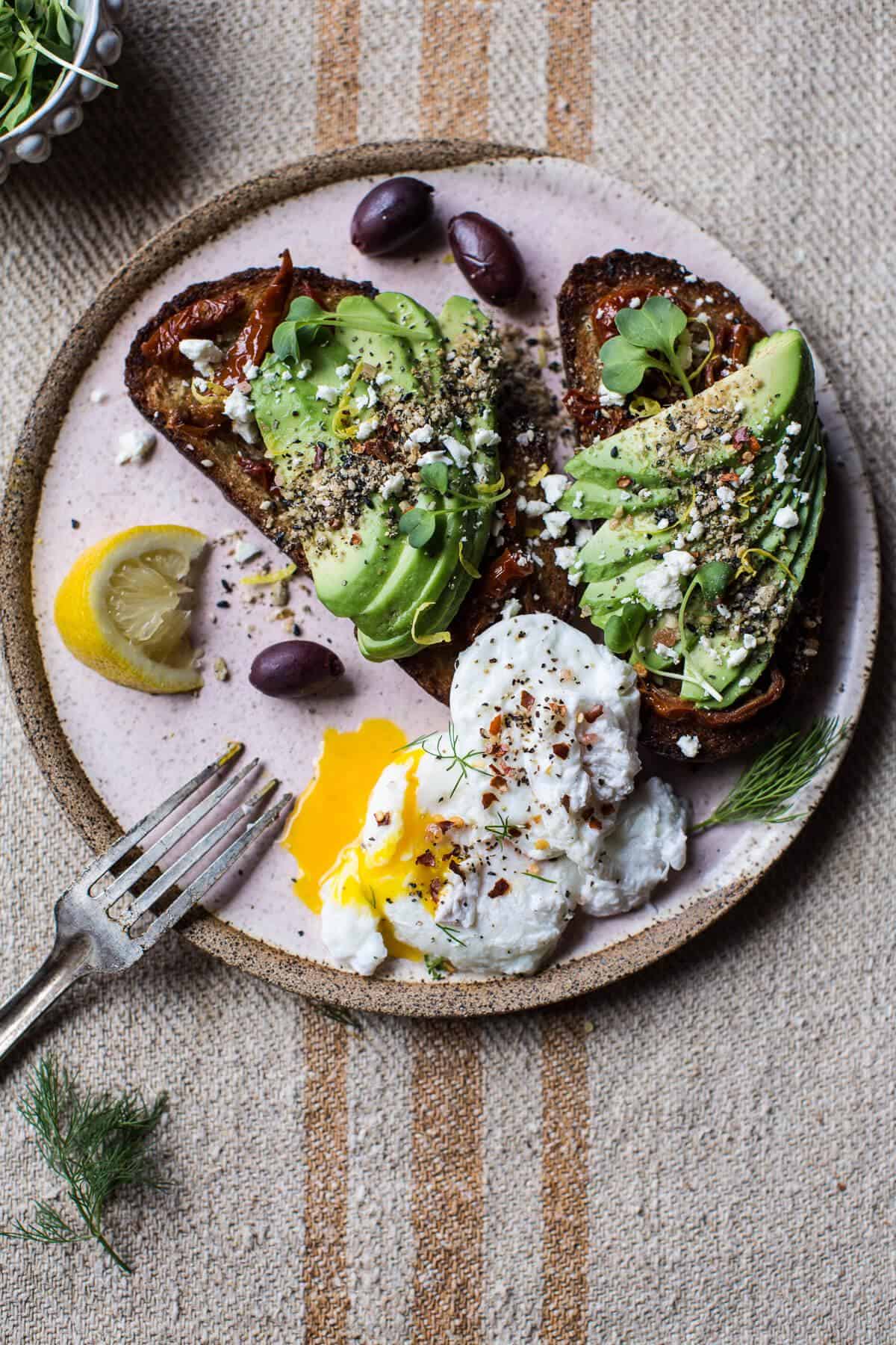 20 Delicious Avocado Toast Recipes - An Unblurred Lady