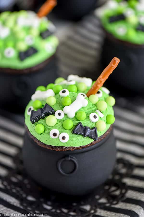 35 Halloween Dessert Recipes for Trick or Treating
