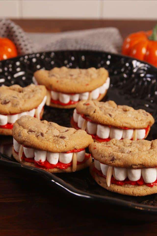 35 Halloween Dessert Recipes for Trick or Treating