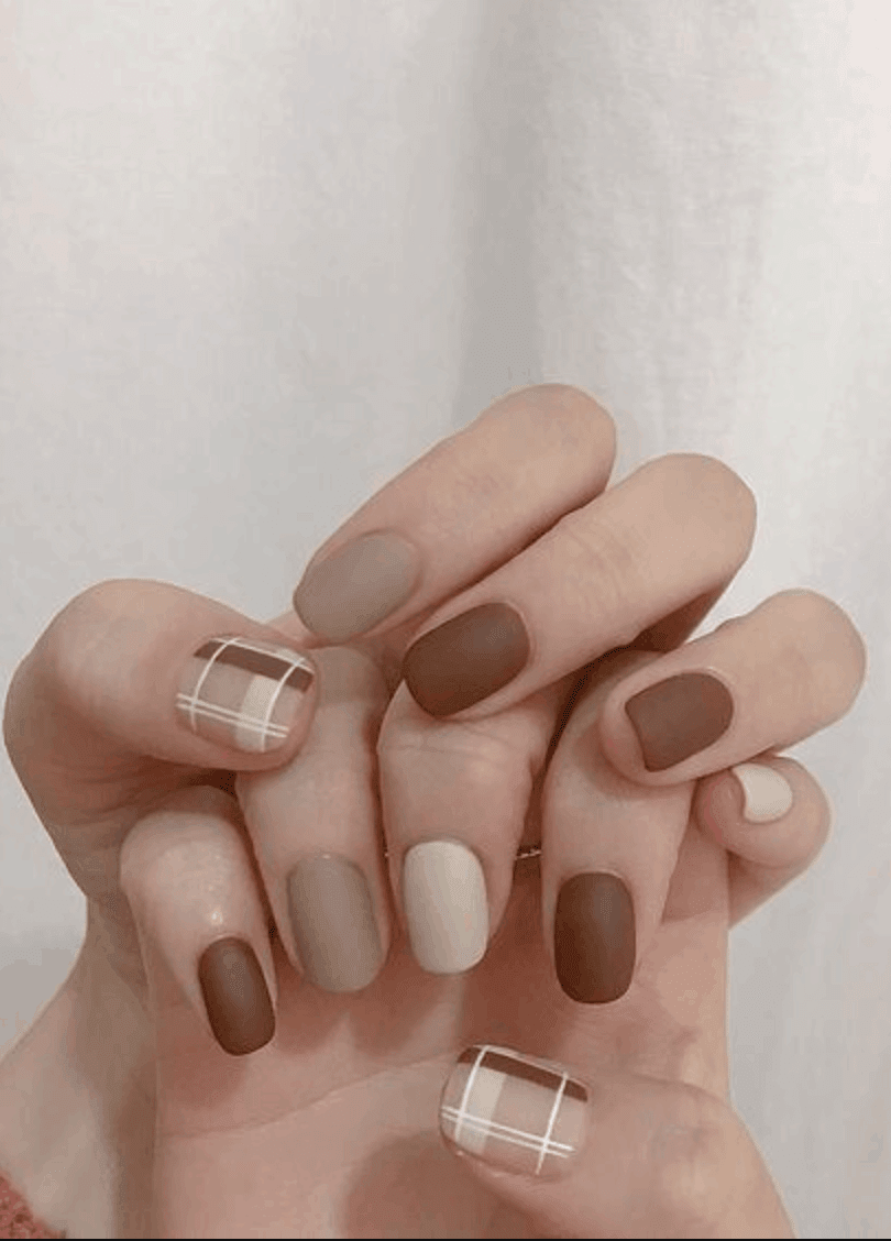 Fall Nail Ideas that are Perfect for Thanksgiving - An Unblurred Lady fall-nail-ideas-that-are-perfect-for-thanksgiving-an-unblurred-lady
